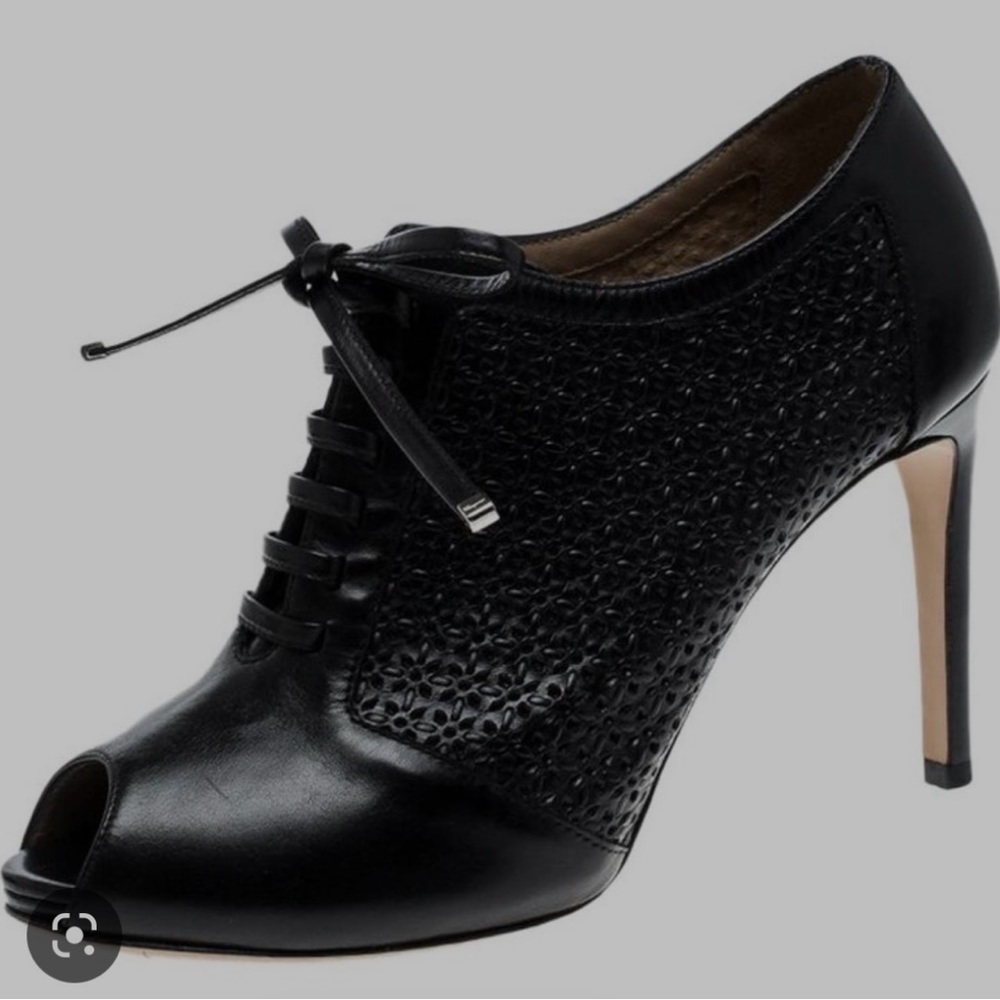 FERRAGAMO Paonessa Booties
